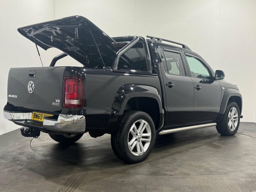 Volkswagen Amarok 3L Highline Black #3