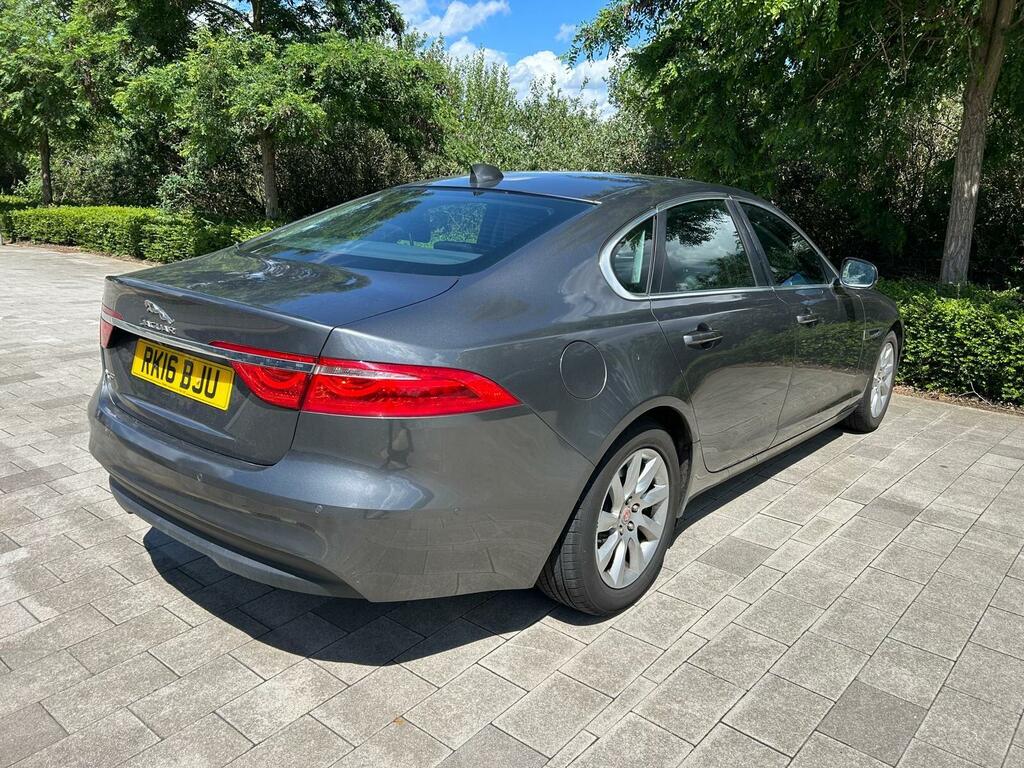 Jaguar XF White #8