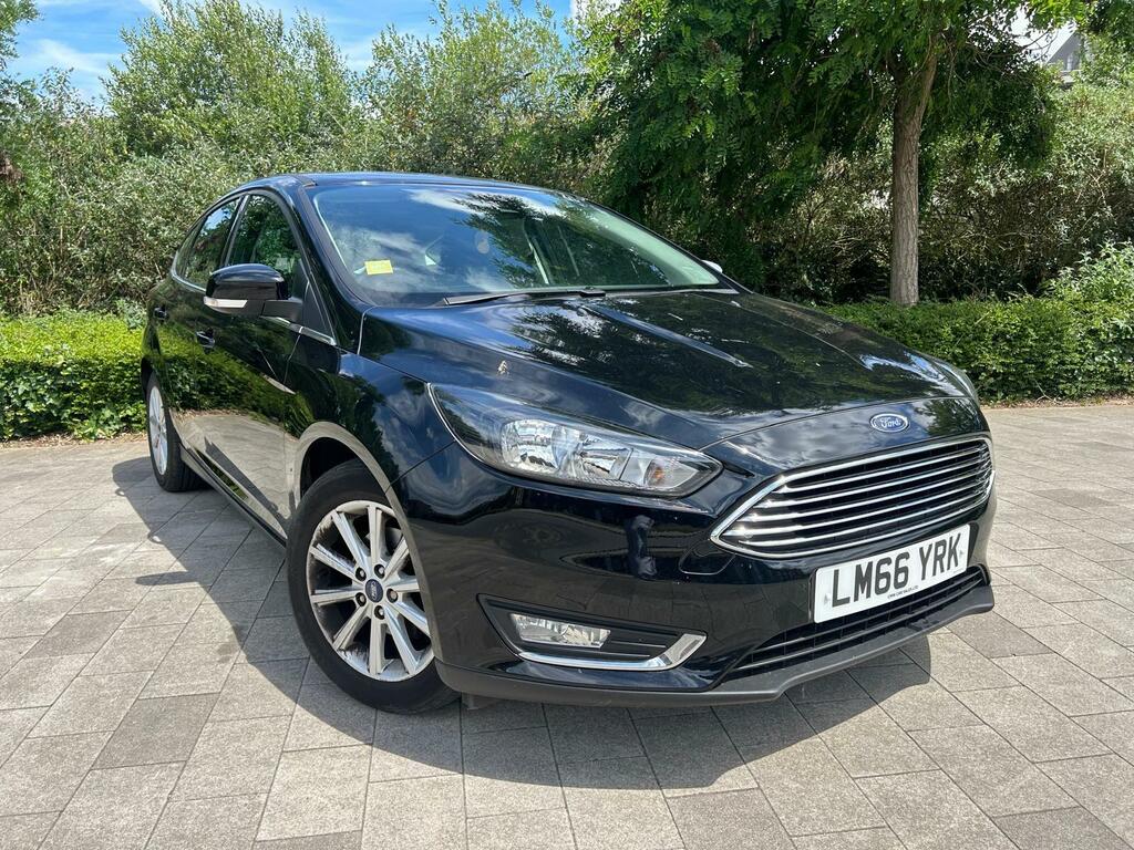 Ford Focus 1.0T Ecoboost Titanium Euro 6 Ss Black