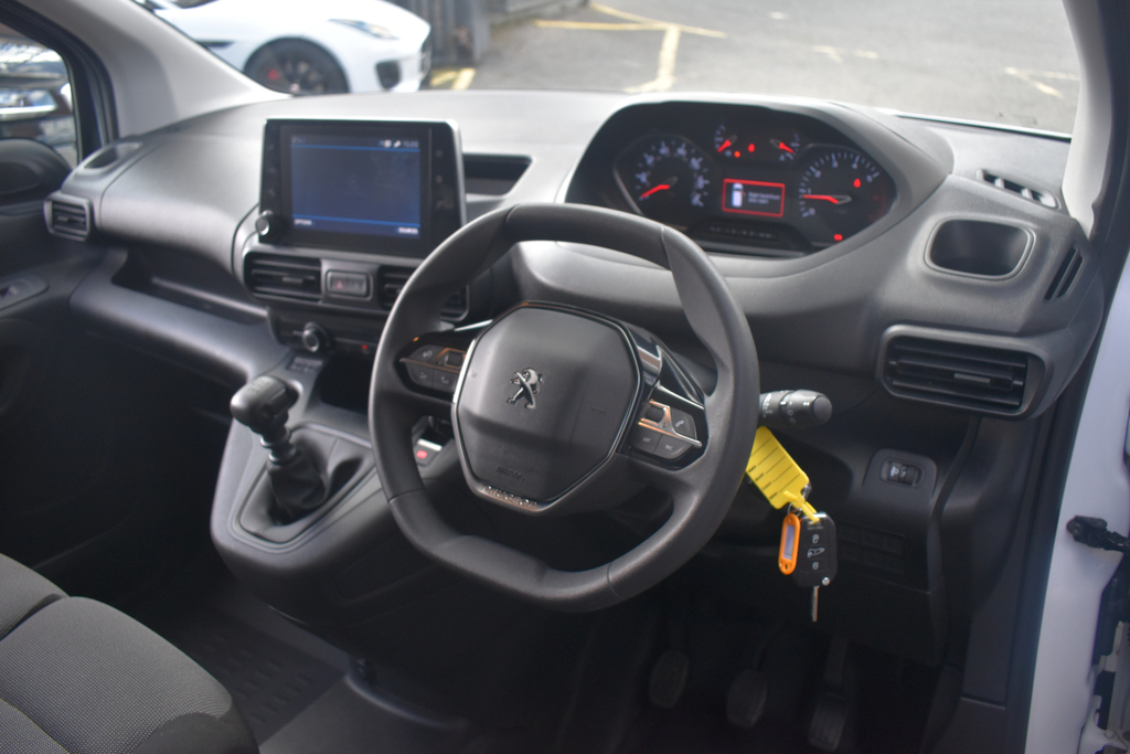 Peugeot Partner 2019 1.5 Bluehdi 1000 Professional Standard Panel White #8