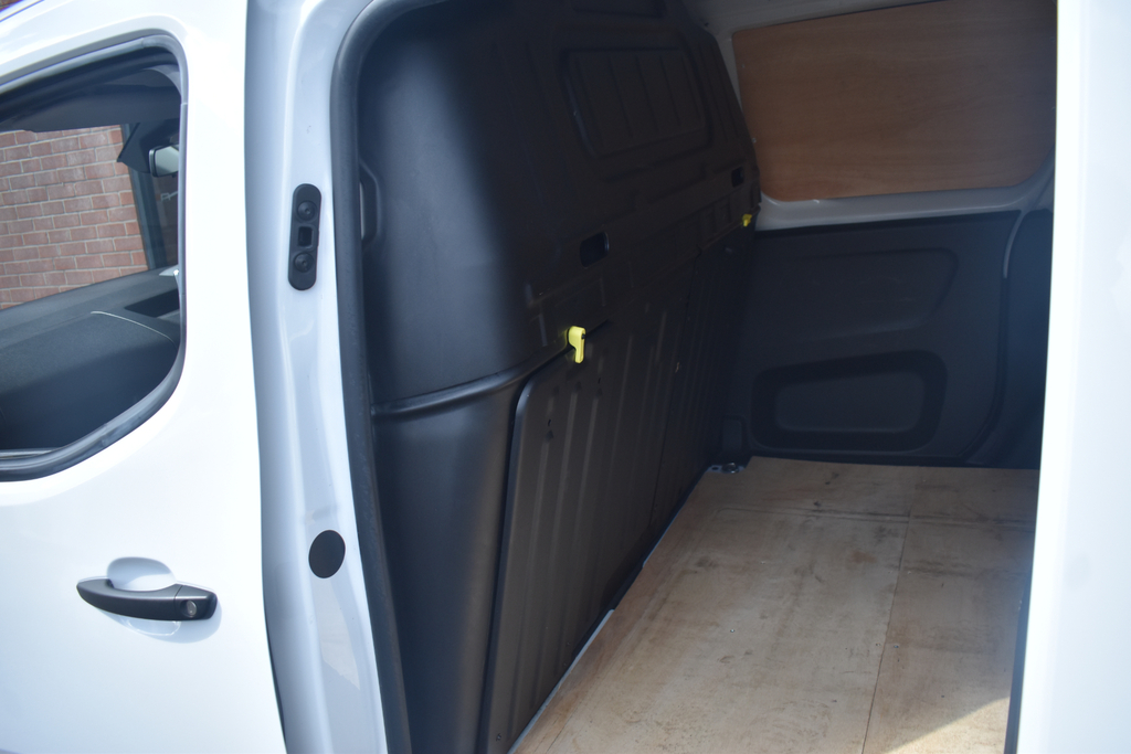 Peugeot Partner 2019 1.5 Bluehdi 1000 Professional Standard Panel White #32