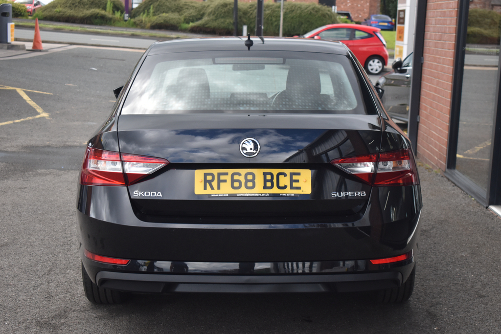 Skoda Superb 1.6 Tdi S Hatchback Euro 6 Ss  #6