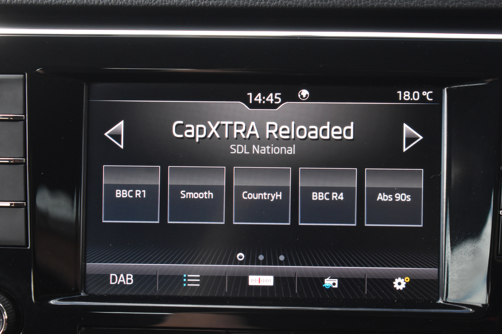 Skoda Superb 2.0 Tdi Scr 190Ps Sel Executive Hatchback Grey #14