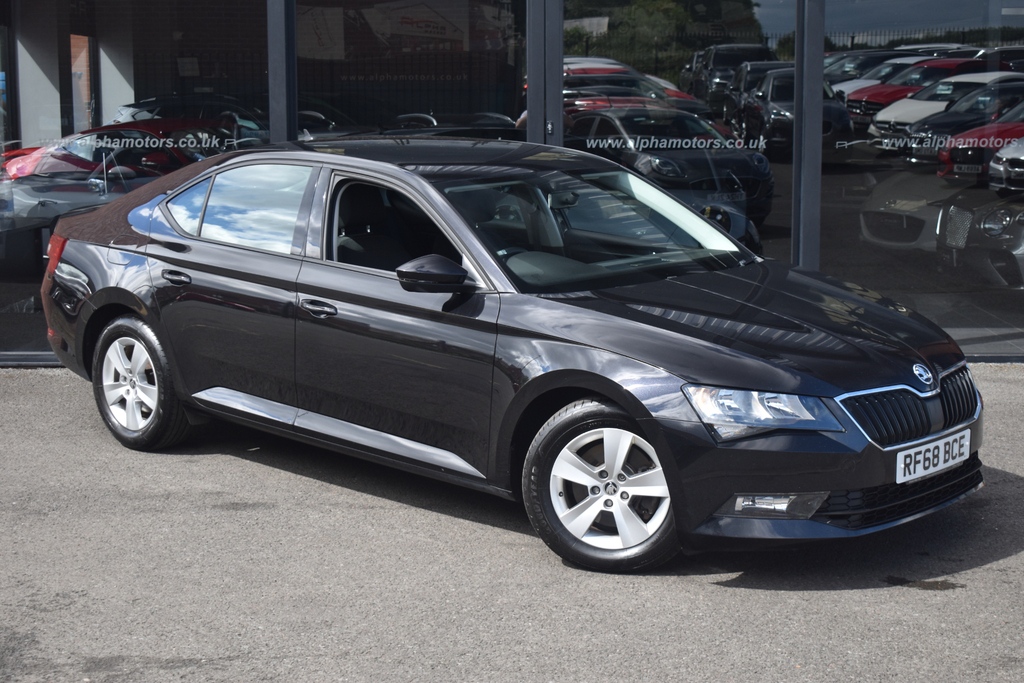 Skoda Superb 1.6 Tdi S Hatchback Euro 6 Ss 