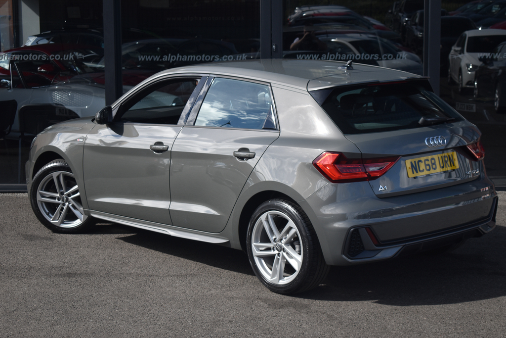 Audi A1 1.0 Tfsi 30 S Line Sportback Eur NC68URN #2