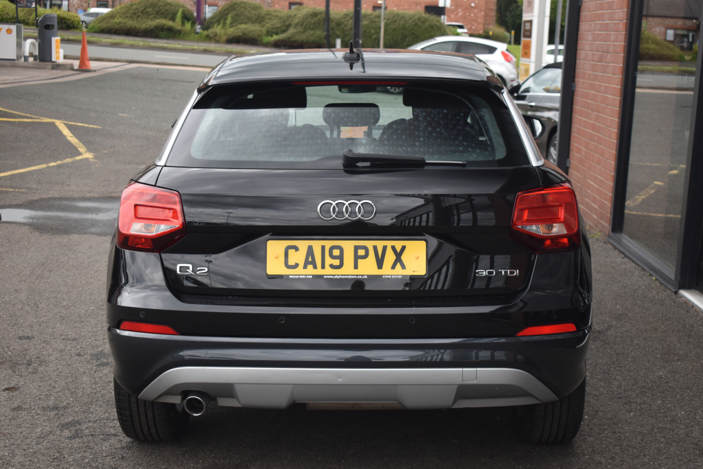Audi Q2 1.6 Tdi 30 Sport Suv S Tronic Euro 6 S Black #6