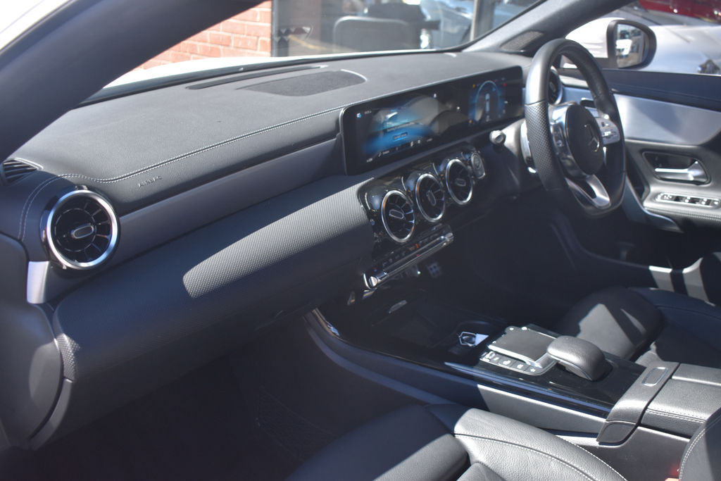 Mercedes-Benz CLA Class Coupe White #34