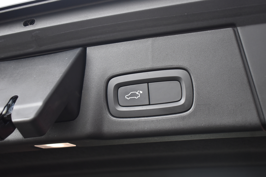 Volvo V90 V90 Momentum Pro D4 Black #47