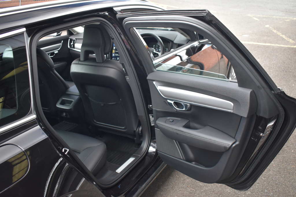 Volvo V90 V90 Momentum Pro D4 Black #26