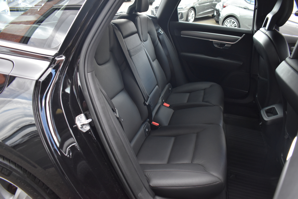 Volvo V90 V90 Momentum Pro D4 Black #28