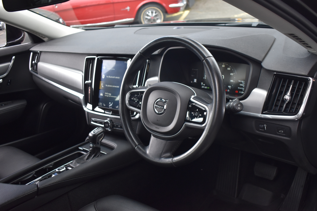 Volvo V90 V90 Momentum Pro D4 Black #23