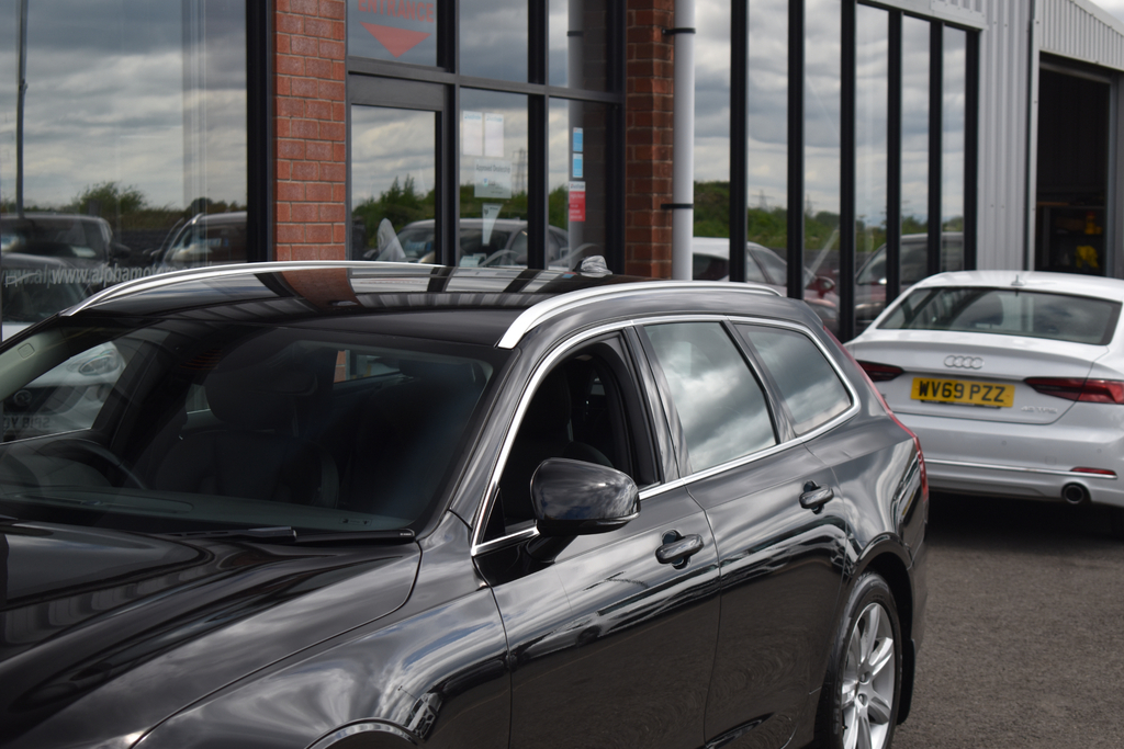 Volvo V90 V90 Momentum Pro D4 Black #20