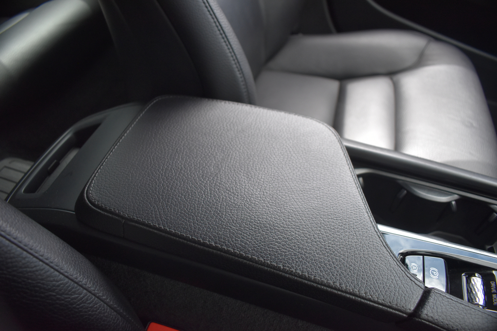 Volvo V90 V90 Momentum Pro D4 Black #66