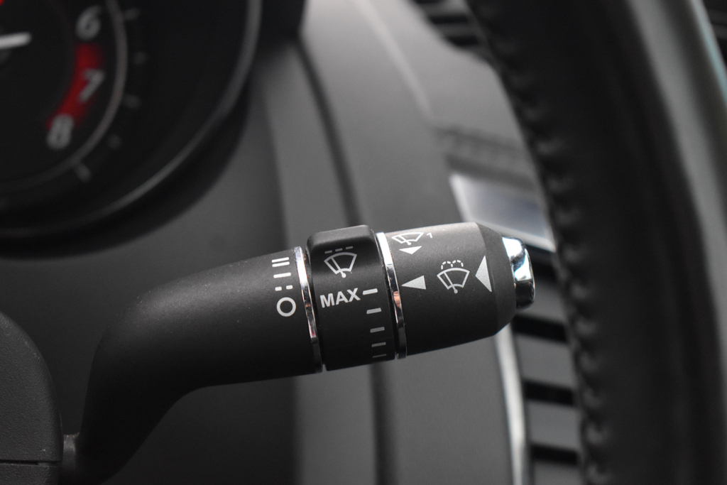 Jaguar F-Type P450 R-dynamic Blue #47