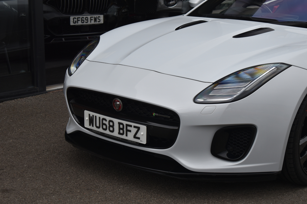 Jaguar F-Type P450 R-dynamic Blue #18