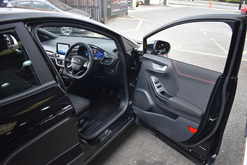 Ford Puma T Ecoboost St White #22
