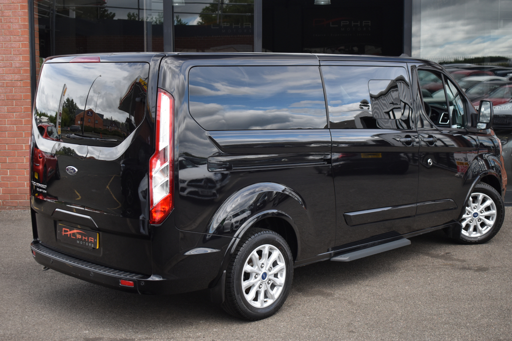 Ford Tourneo Custom 2.0 320 Ecoblue Titanium Minibus Double Cab Di #5