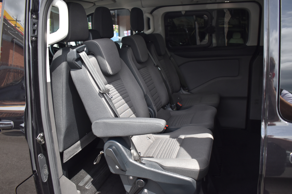 Ford Tourneo Custom 2.0 320 Ecoblue Titanium Minibus Double Cab Di Grey #37