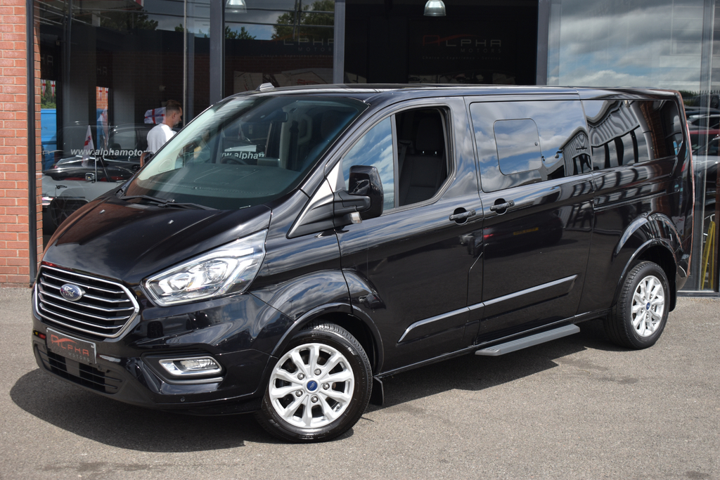 Ford Tourneo Custom 2.0 320 Ecoblue Titanium Minibus Double Cab Di #4
