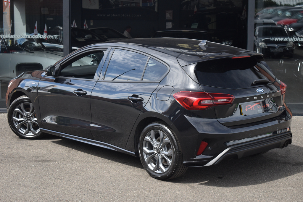 Ford Focus 1.0T Ecoboost St-line Hatchback YS23OFL #2