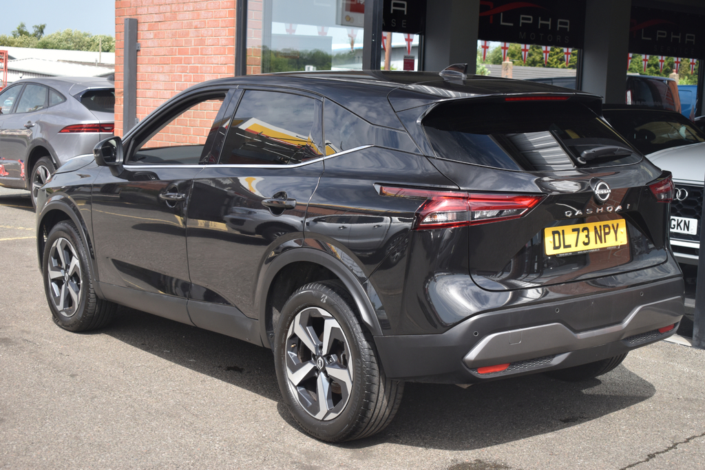 Nissan Qashqai Hatchback  #17