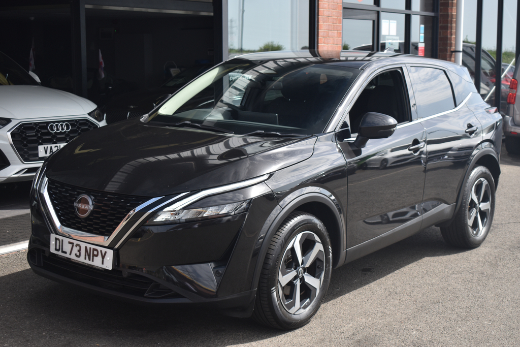 Nissan Qashqai Hatchback  #16