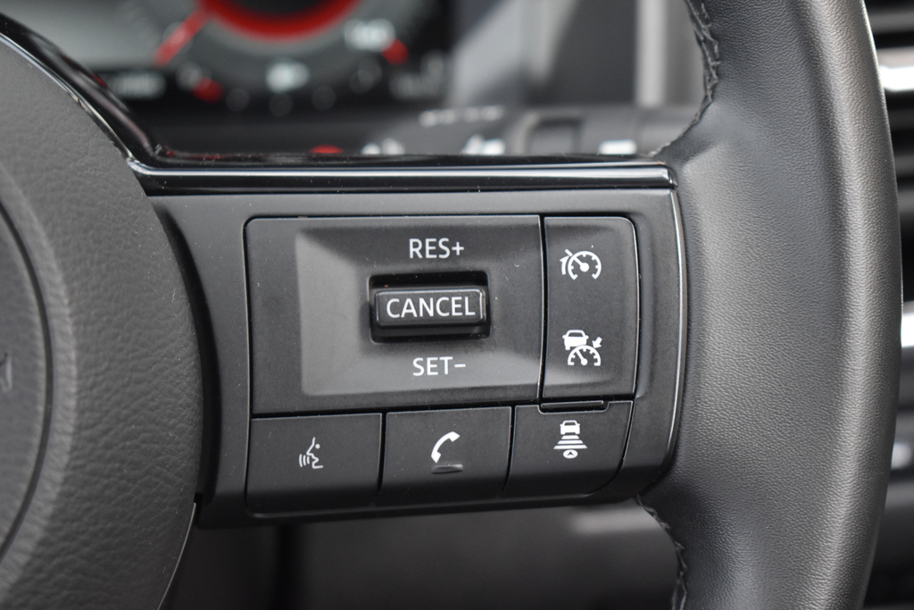 Nissan Qashqai Hatchback  #51