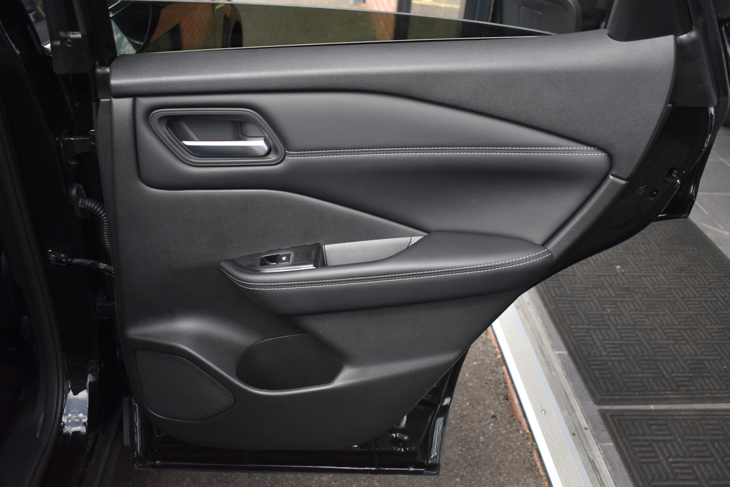 Nissan Qashqai Hatchback  #30