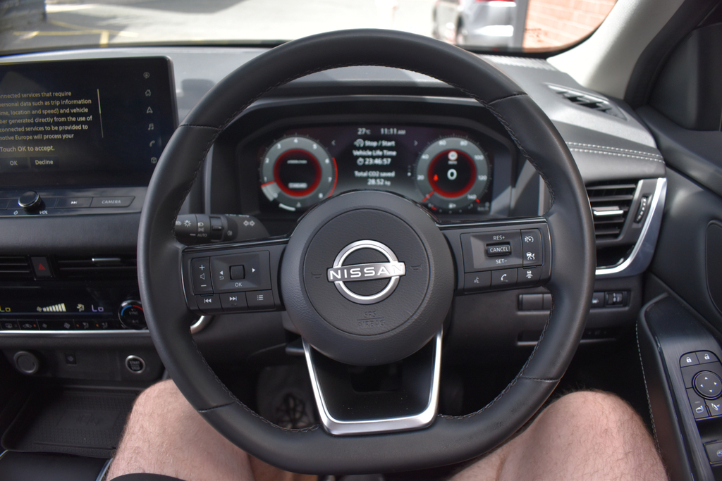 Nissan Qashqai Hatchback  #46