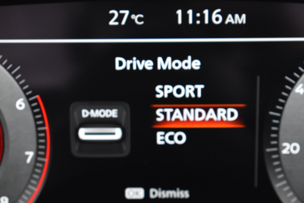 Nissan Qashqai Hatchback  #48
