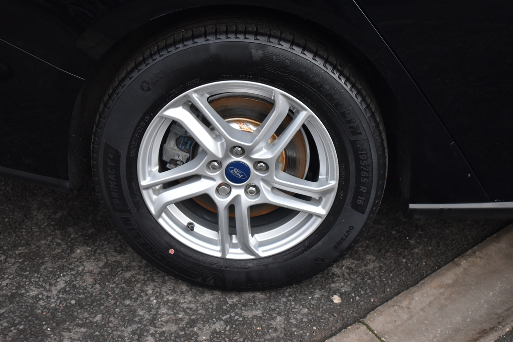 Ford Focus 1.0 T Ecoboost Zetec 201414 Blue #70