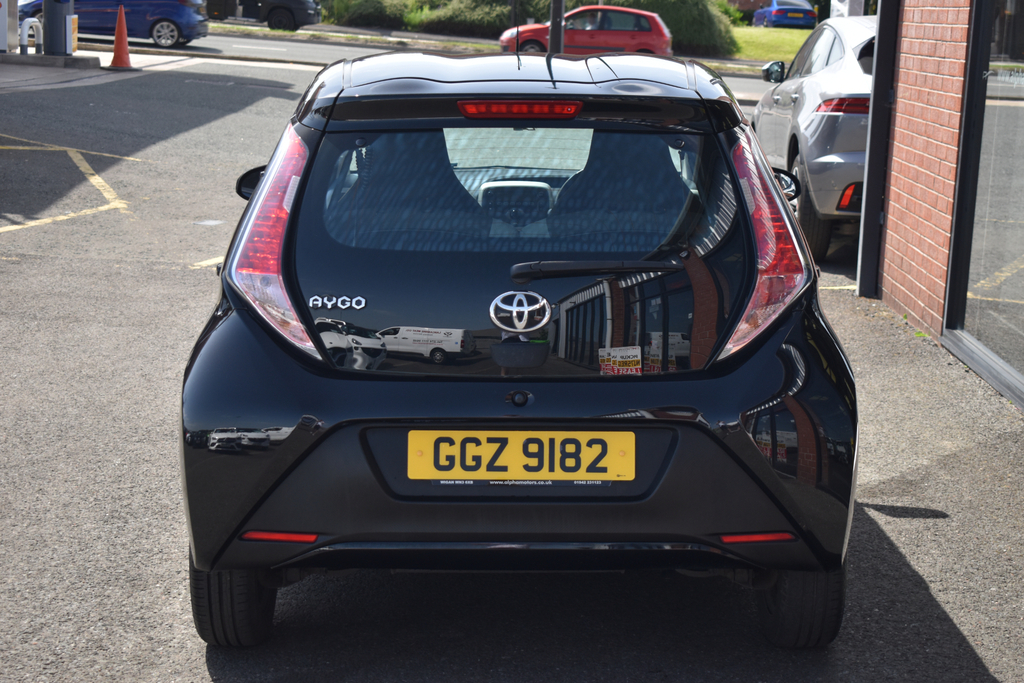 Toyota Aygo 1.0 Vvt-i X-play Hatchback Euro  #6