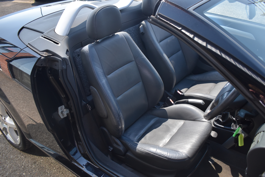Vauxhall Tigra 1.8I 16V Exclusiv Ac Blue #23