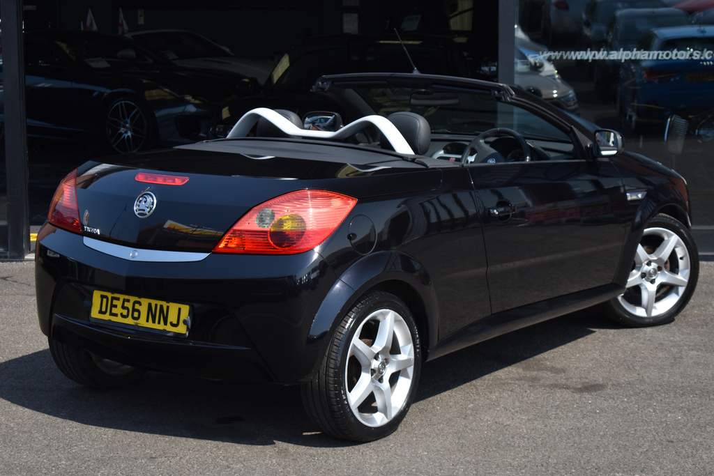 Vauxhall Tigra 1.4I 16V Exclusiv Convertible A  #5