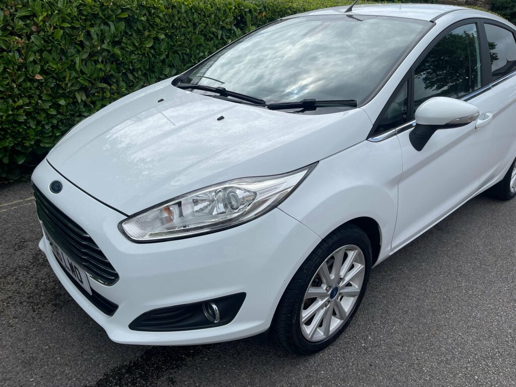 Ford Fiesta 1.6 Titanium Powershift Euro 6 White #2