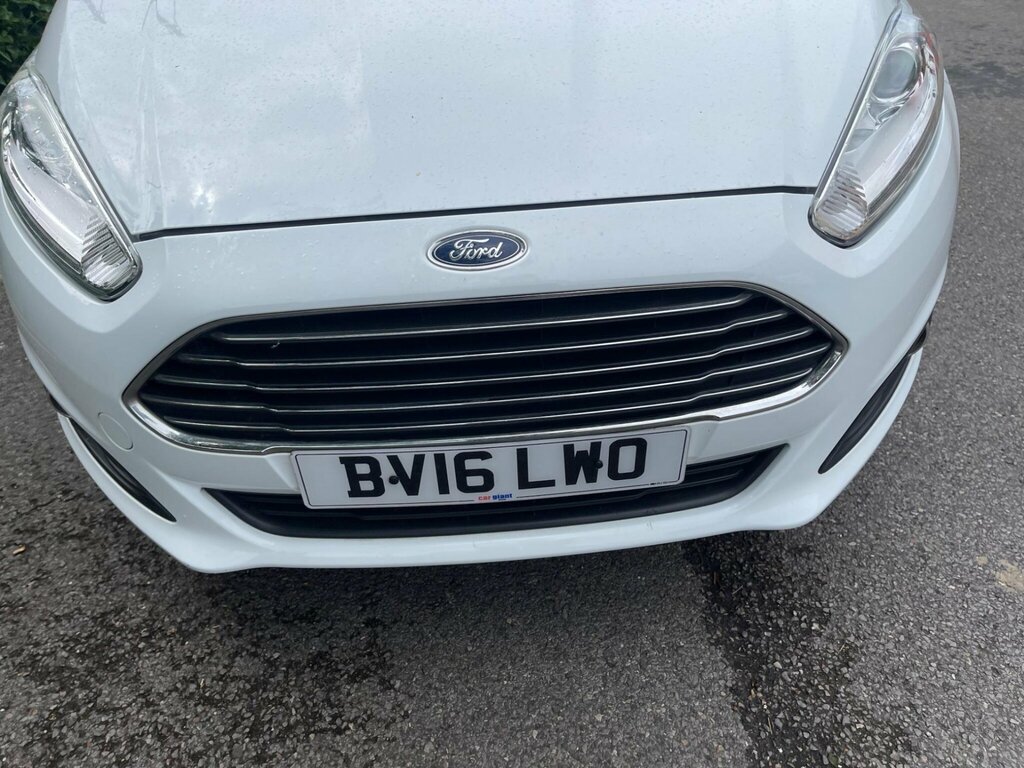 Ford Fiesta 1.6 Titanium Powershift Euro 6 White #6