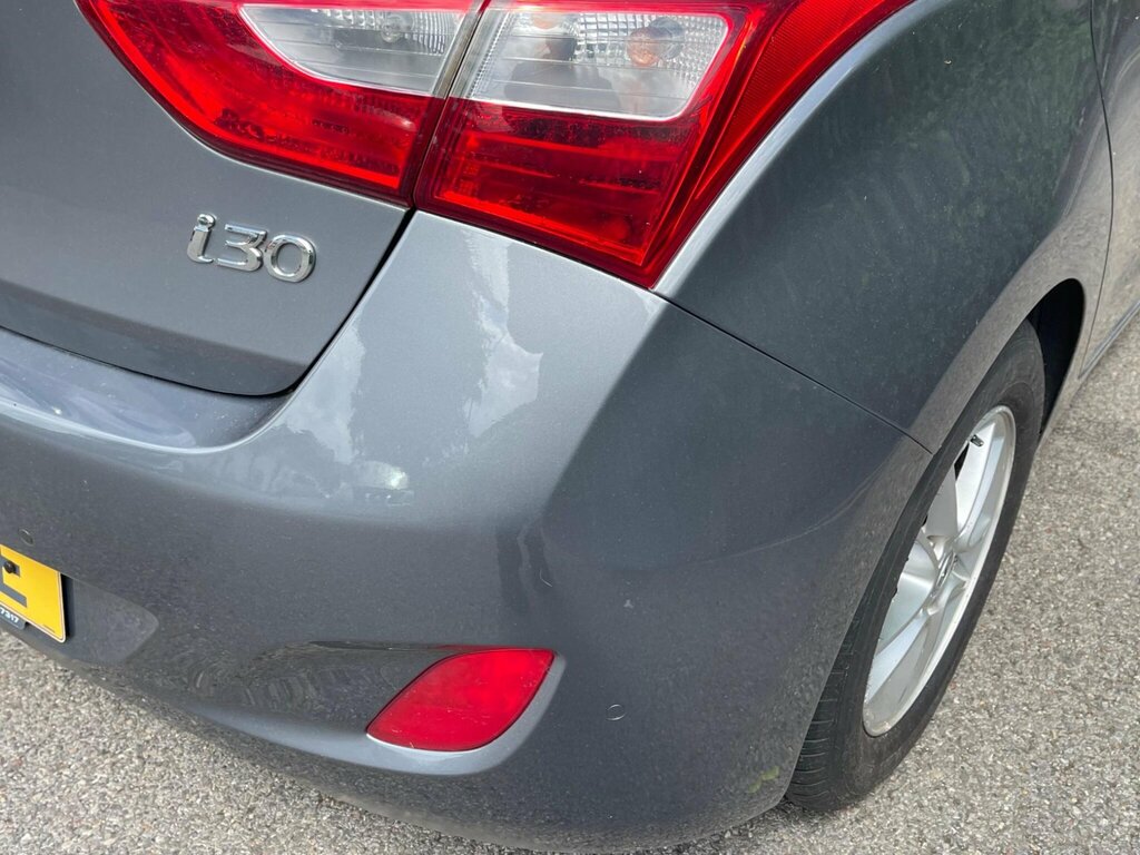 Hyundai I30 Crdi Active White #17