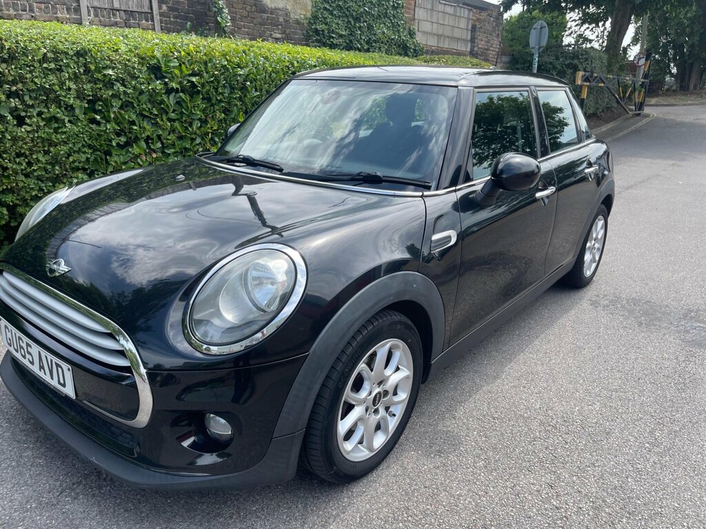 Mini Hatch 1.5 Cooper D Euro 6 Ss Black #2