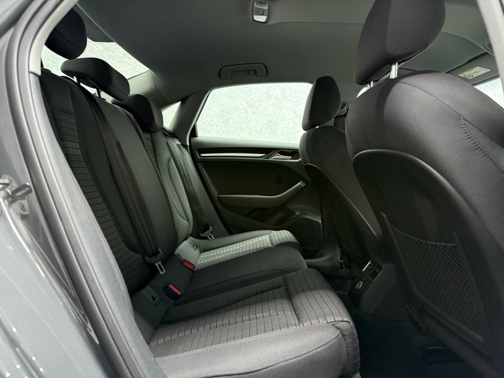 Audi A3 1.6 Tdi Sport S Tronic Euro 6 Ss HV67FPX Grey #3