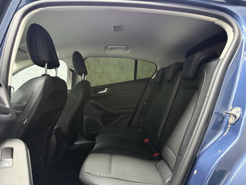 Ford Focus 1.0T Ecoboost Titanium X Euro 6 Ss BG19UEM Blue #3