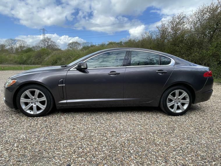Jaguar XF 3.0D V6 Luxury Euro 5 Grey