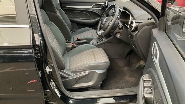 MG ZS Excite Black #2