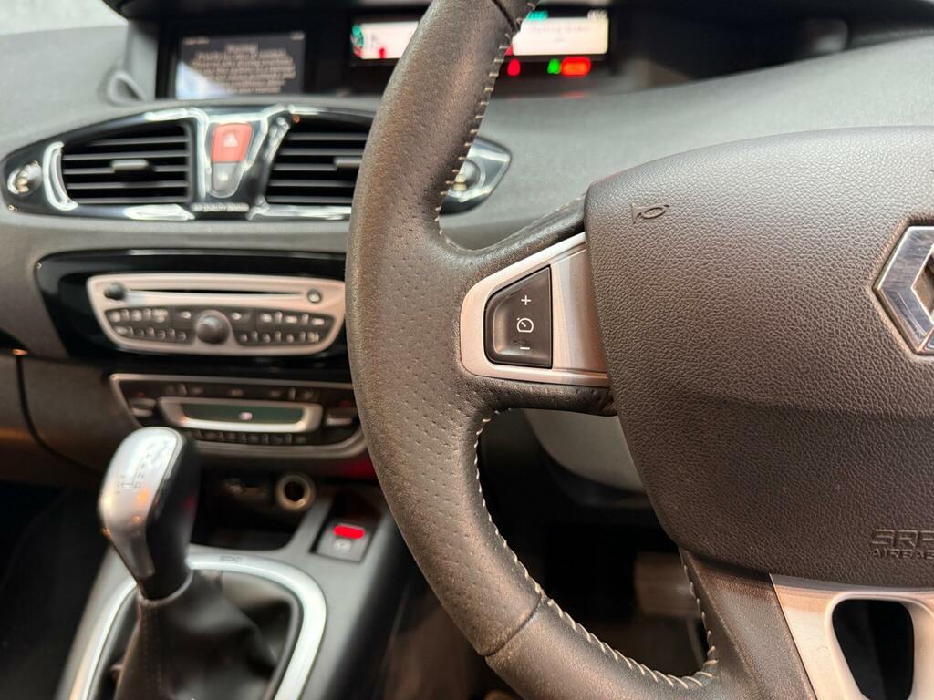 Renault Grand Scenic Dynamique Tomtom Black #10