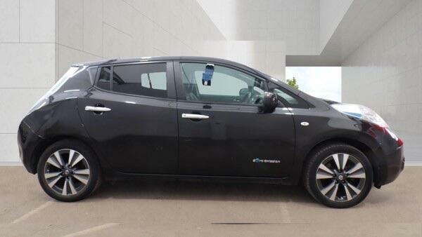 Nissan Leaf 0.0 Tekna 109 Bhp Red #7