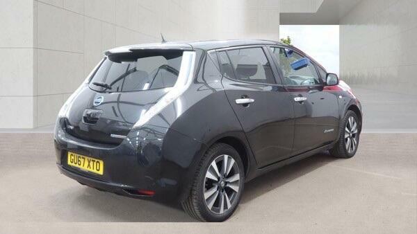 Nissan Leaf Tekna Black #4