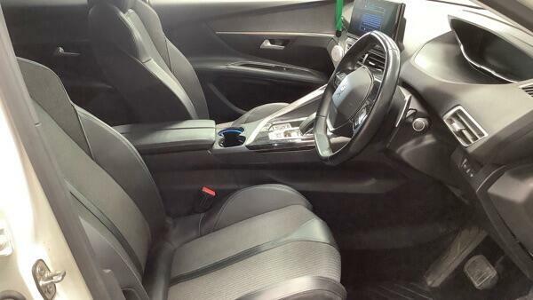 Peugeot 3008 Allure Premium White #2