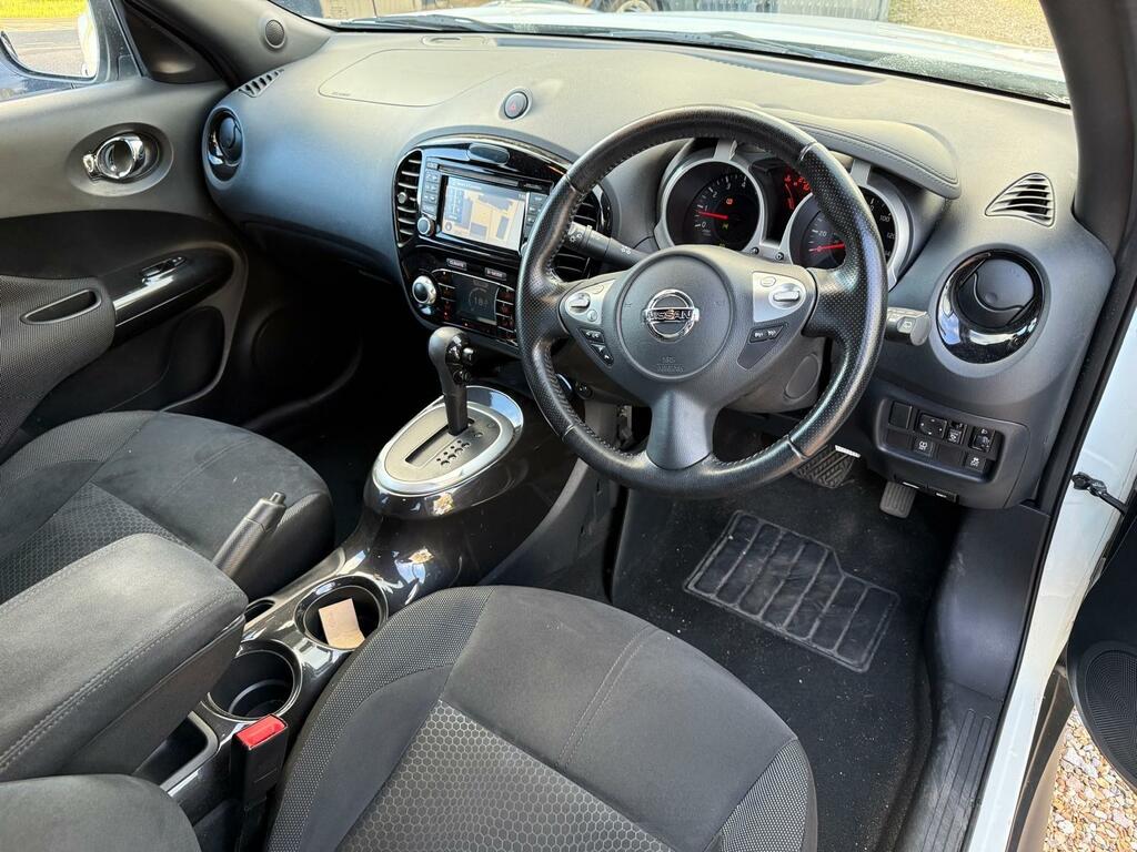 Nissan Juke 1.6 N-connecta Xtron Euro 6 LO16ORW White #3