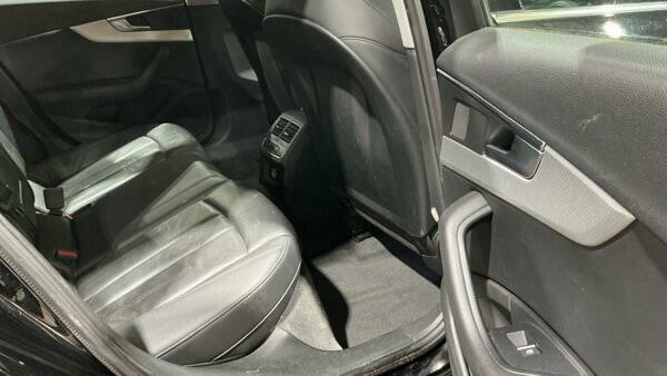 Audi A4 Avant Sport Black #3