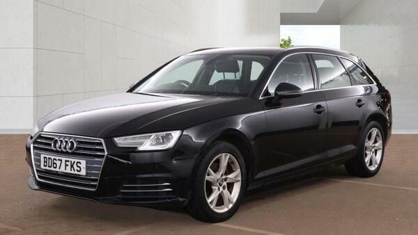 Audi A4 Avant Sport Black