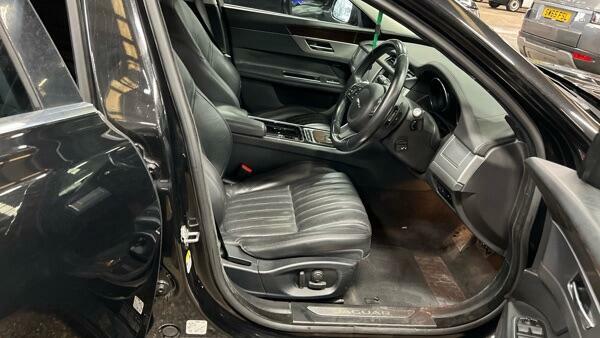 Jaguar XF Portfolio Black #2